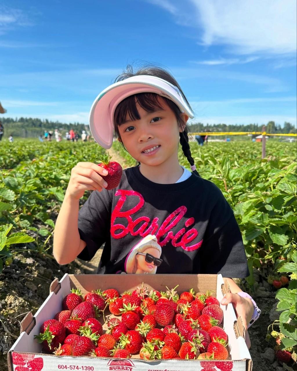 熊黛林全家加拿大游，和郭可颂甜蜜互动超有爱，竟在婆婆面前叫老公姐夫！插图1